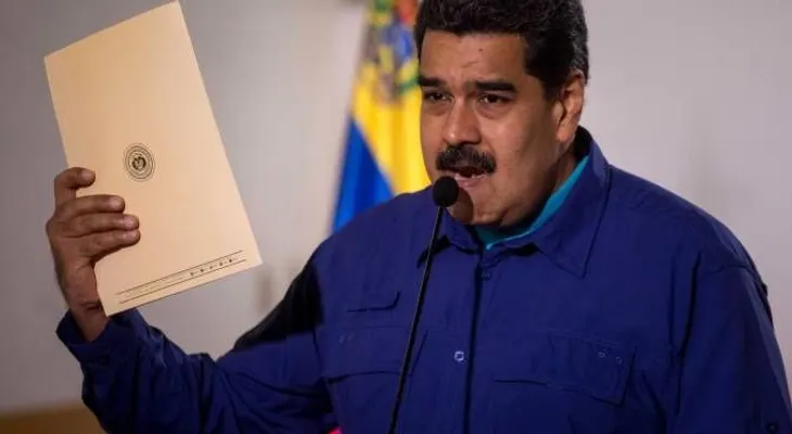 Nicolás Maduro: "El diálogo lo dejo abierto para el que quiera hablar hoy, mañana y cuando sea"