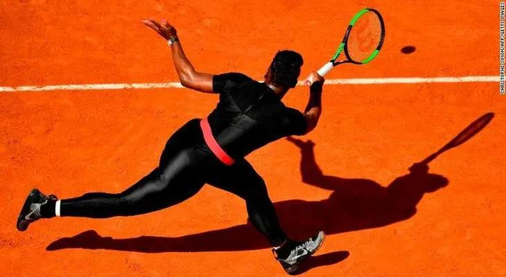Serena Williams se retira de partido contra Maria Sharapova