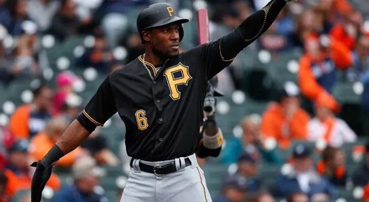 Polanco batea par de dobles; Boston rinde homenaje a David Ortiz