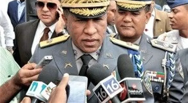 Policia recupera vehículo en el que cree interceptaron a Olivo