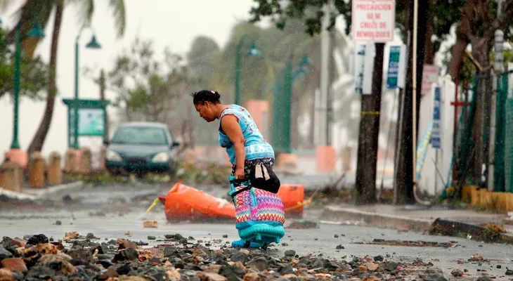 Puerto Rico declara estado de emergencia por el huracán María