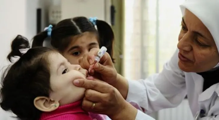 Varios niños muertos e infectados por vacunas contaminadas en Siria.