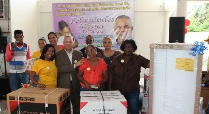 Alcaldía de La Caleta y Fundación Jesús Mercedes realizan encuentro con las madres