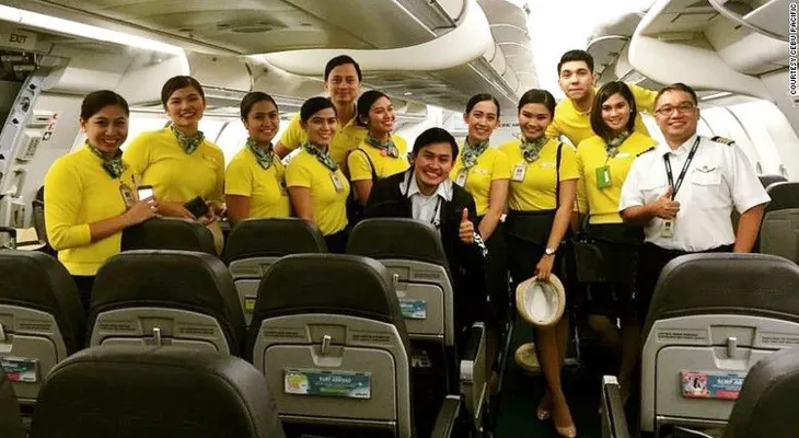 Bebé que nació en avión gana un millón de millas para viajar