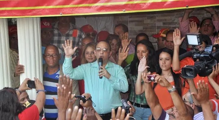 Quique Antún en Azua no perciben crecimiento de economía