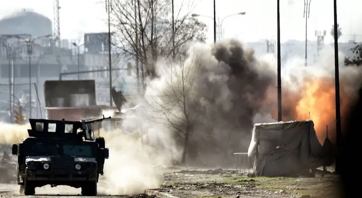 El ejercito iraquí recupera edificios gubernamentales clave en Mosul