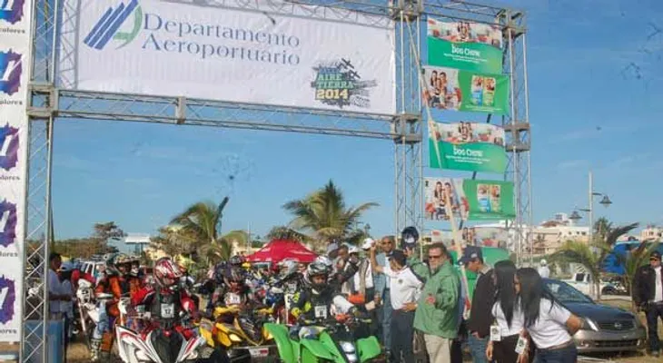 Entusiasmo y emoción en aventura Constanza rally, aire-tierra 2014