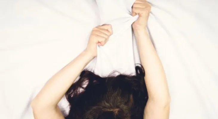 Mujer acudía regularmente a consulta médica para tener múltiples orgasmos