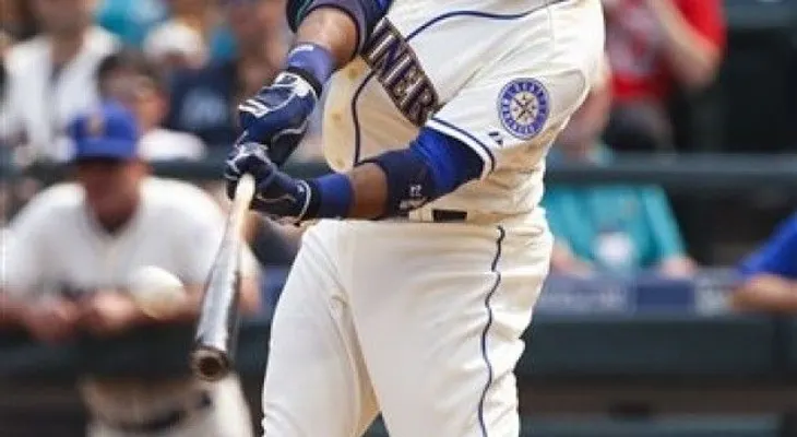 Marineros de Seattle vencen a Rangers de Texas;  Robinson Canó remolcó cuatro carreras