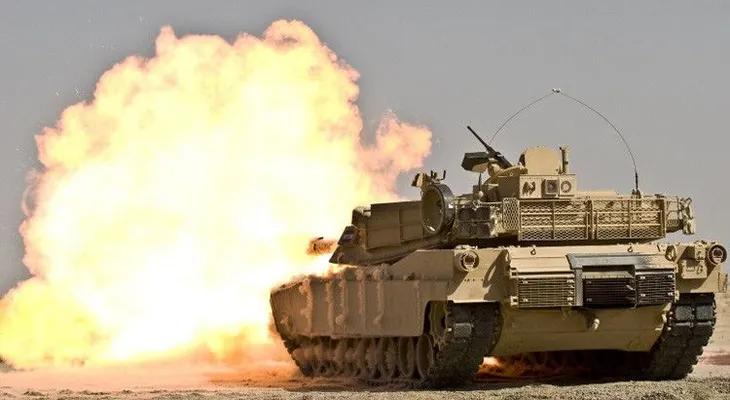 Con nueva tecnología, armamento y vehículos, EE.UU. se prepara para una guerra a gran escala