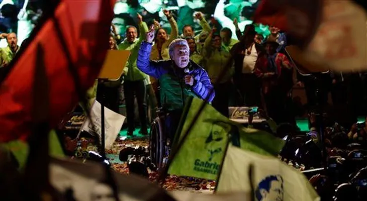 Resultados a boca de urna difieren en Ecuador; Moreno tendría delantera sobre Lasso