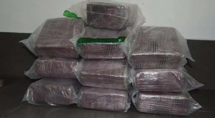 Apresan pareja intentó entrar al país 95 libras de marihuana por la frontera