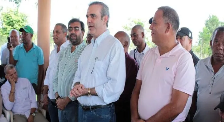 Abinader alerta sobre despoblación de zonas agrícolas por falta de atención del Gobierno