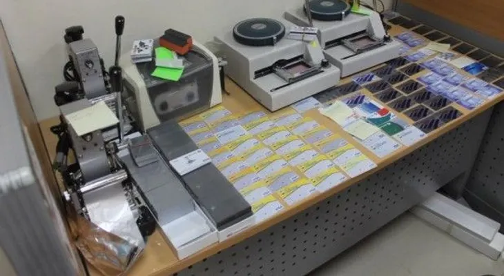 Apresan cinco que clonaban tarjetas de crédito en La Romana