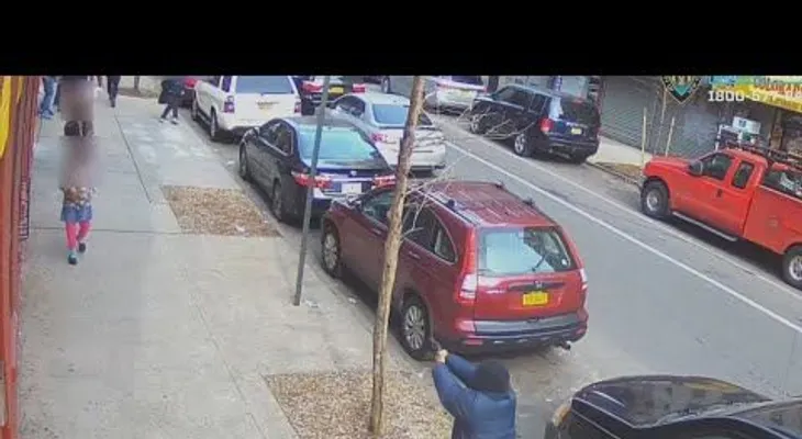 Un hombre dispara contra multitud en Nueva York
