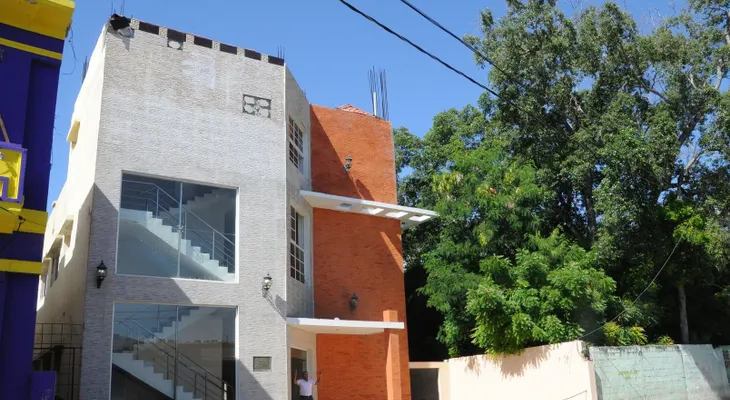 Ministerio de Cultura recibe Plaza María Montez en Barahona