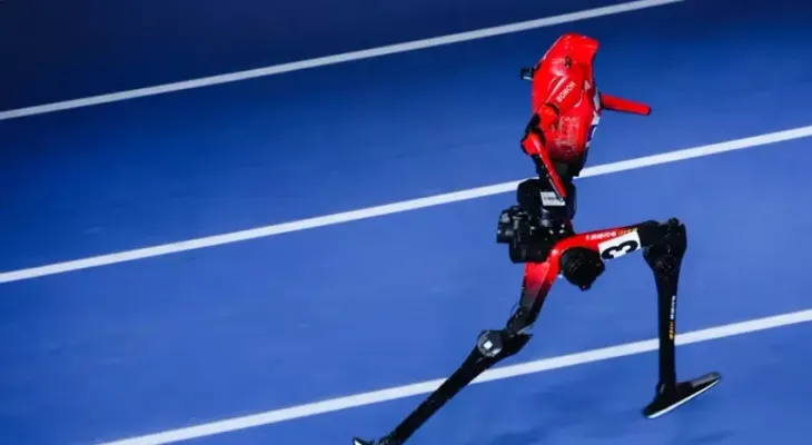 Robot humanoide Tiangong Ultra rompe récord mundial en los 100 metros en Pekín
