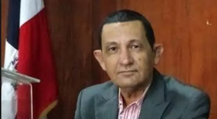 Ramfis, no siga perdiendo tu tiempo