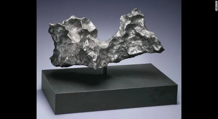 ¿En cuánto puedes comprar este meteorito tan viejo "como un tercio del tiempo"?