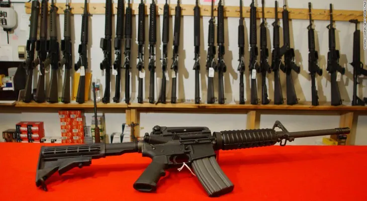 Viuda de 'El francotirador': el control de armas no nos protegerá