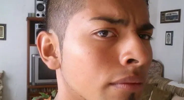 Niño de 10 años se lanza desde el 30º piso por sugerencia de su profesor