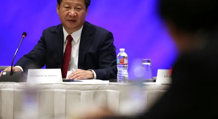La economía china opera en un rango adecuado: Xi Jinping