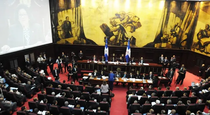 Asamblea se convoca con mayoría simple y reforma se aprueba con dos terceras partes; Danilistas les faltan 34