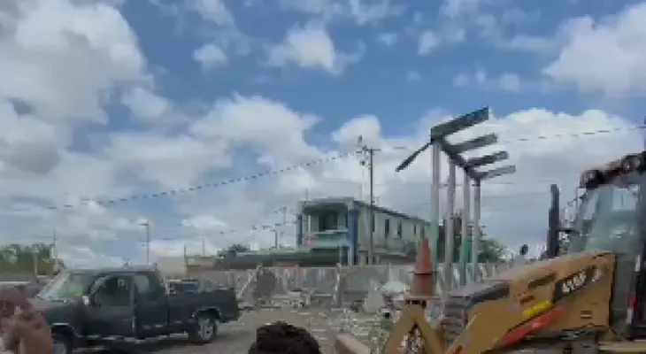 Residentes de Pedro Brand denuncian eliminación de calle por supuesto parque