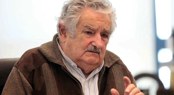 José Mujica: "En Argentina unas monjitas andaban con bolsones de plata y acá discutimos unos calzoncillos"