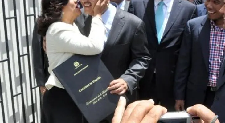 Leonel defiende a Margarita: Felucho fue desconsiderado y descortés; si fuera humilde rectificara