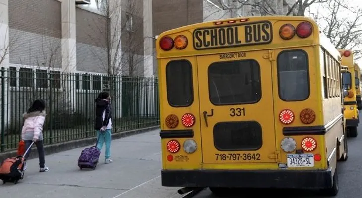 Niño de 6 años fue atropellado por bus escolar en El Bronx