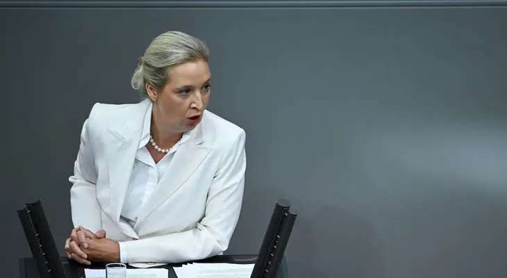 Weidel promete expulsar a ucranianos y sirios si AfD llega al gobierno alemán
