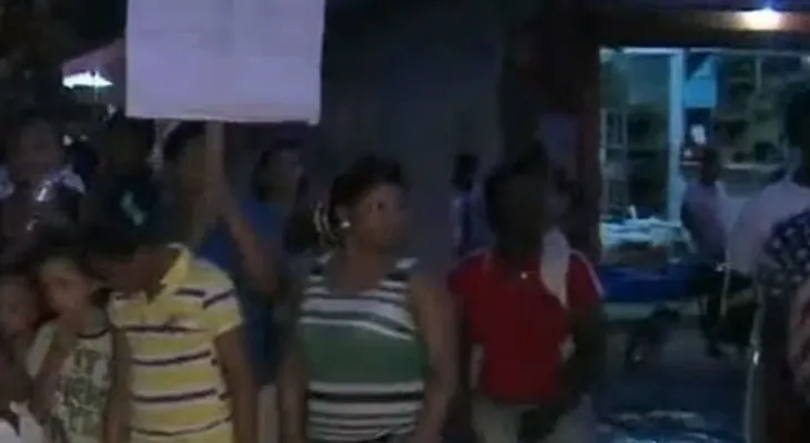 Protestan porque camiones pasan por su sector para evadir peajes