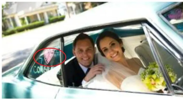 Su esposa fallece y 2 años después la policía ve las fotos de su boda y observó algo muy sorprendente..!!!