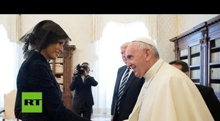 La vestimenta de Melania en el Vaticano de la que todos hablan tras su polémica en Arabia Saudita (VIDEO)