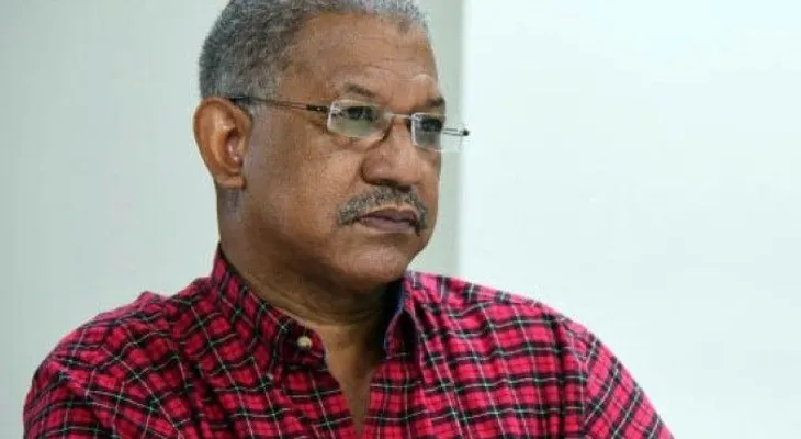 Sacan del aire programa del periodista Esteban Rosario