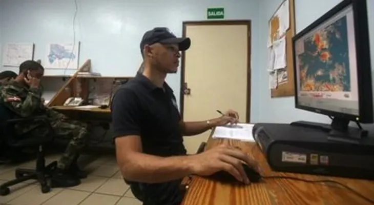 Declaran alerta amarilla desde Cabo Engaño hasta Pedernales por tormenta Chantal