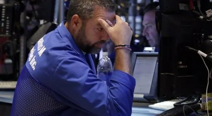 Wall Street baja por debilidad en China