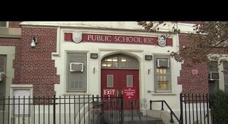  Dos adolescentes presuntamente querían explotar escuela en Queens, Estados Unidos 