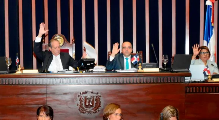 Senado aprueba en segunda lectura proyecto Ley de Símbolos Patrios