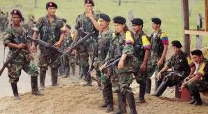 Unión Europea suspende a FARC de su lista de organizaciones terroristas