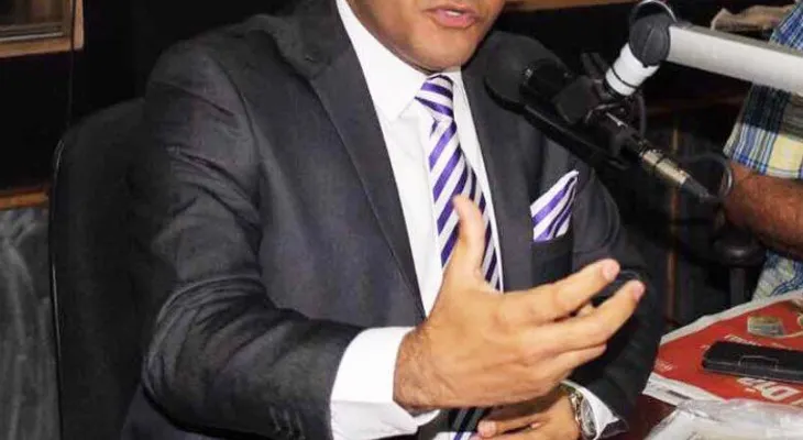 Salvador Holguín: TB Joshua es un Profeta o delincuente internacional??