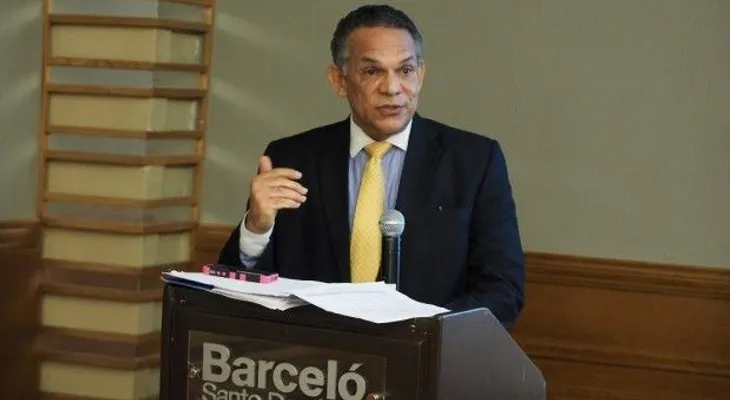 Ventura Camejo llama a Pacto Social para modificar la Ley de Función Pública