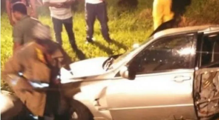 Dos muertos y dos heridos, por choque de tres vehículos en Higüey