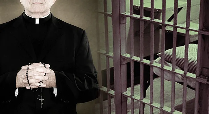 Reclaman frente a Nunciatura lleven a la cárcel a sacerdotes acusados de violar menores