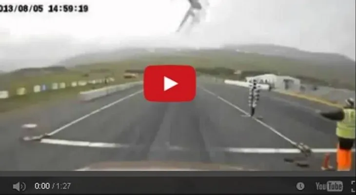 Video: escalofriante accidente de avioneta en Islandia