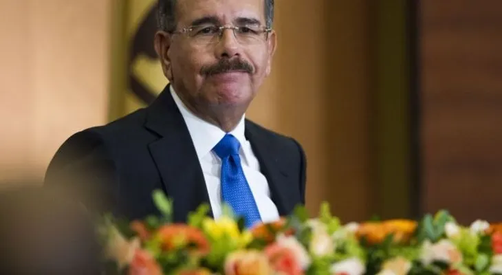 Rafael Alburquerque recibe pésame del presidente Medina por fallecimiento de su madre
