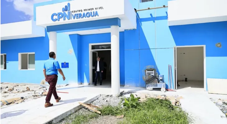 Servicio Nacional de Salud restaura centro de salud tras inundaciones