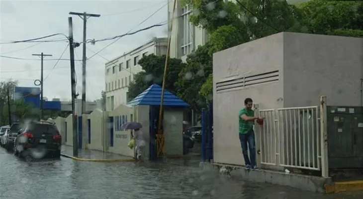 COE emite alerta verde para cuatro provincias por inundaciones