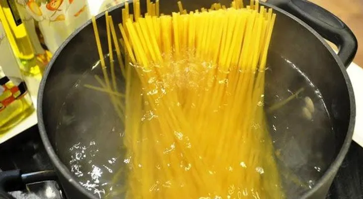 Wepa: Cuando te enteré nunca MÁS botará el agua de pasta (espagueti), porque sirve para todos en el hogar 